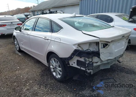 2019 Ford Fusion Hybrid Se z USA, uszkodzony, nr VIN 3FA6P0LU7KR112498